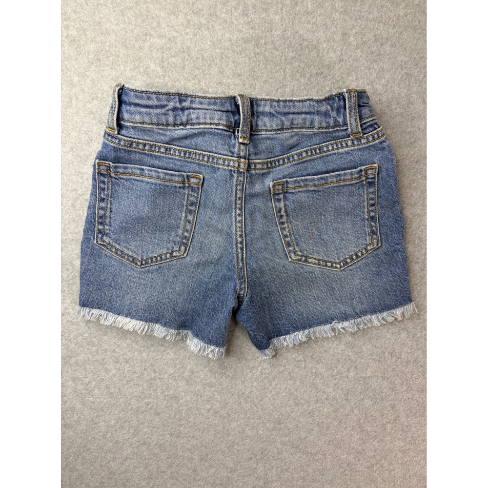 Cat & Jack Girls Distressed Denim Shorts Medium Wash Size M 8 Frayed Hem Stretch - Picture 6 of 7